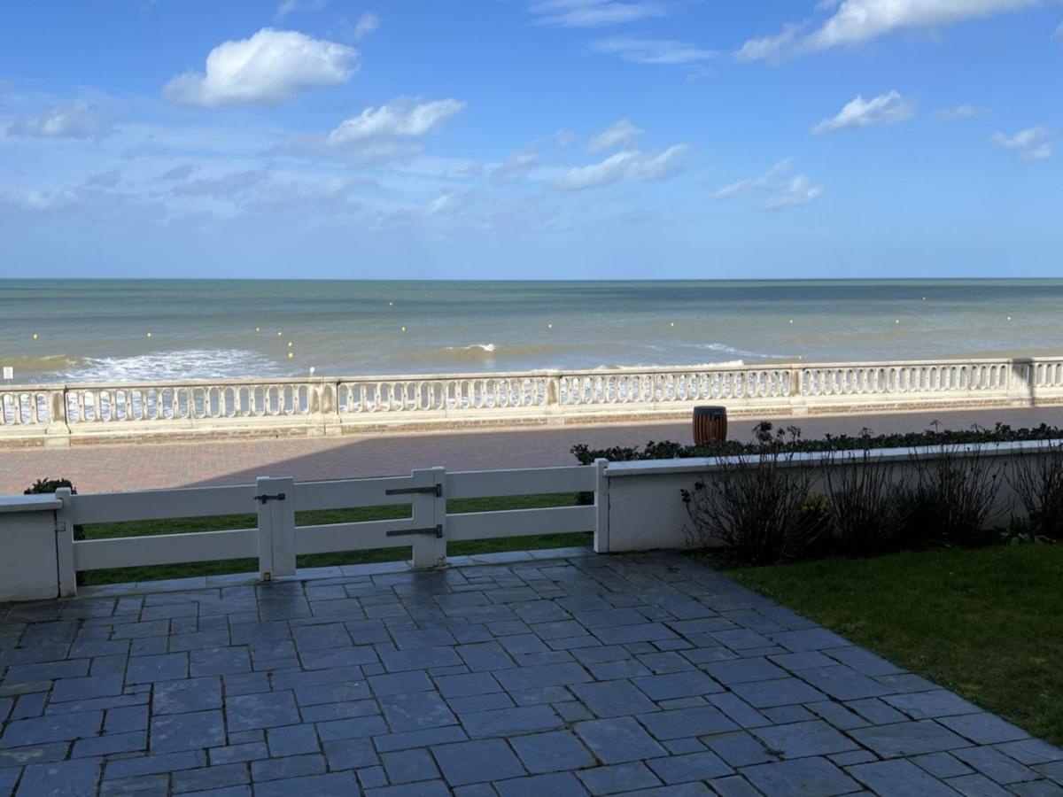 Studio En Centre-Ville De Cabourg Avec Balcon Et Parking - Fr-1-487-345 Экстерьер фото